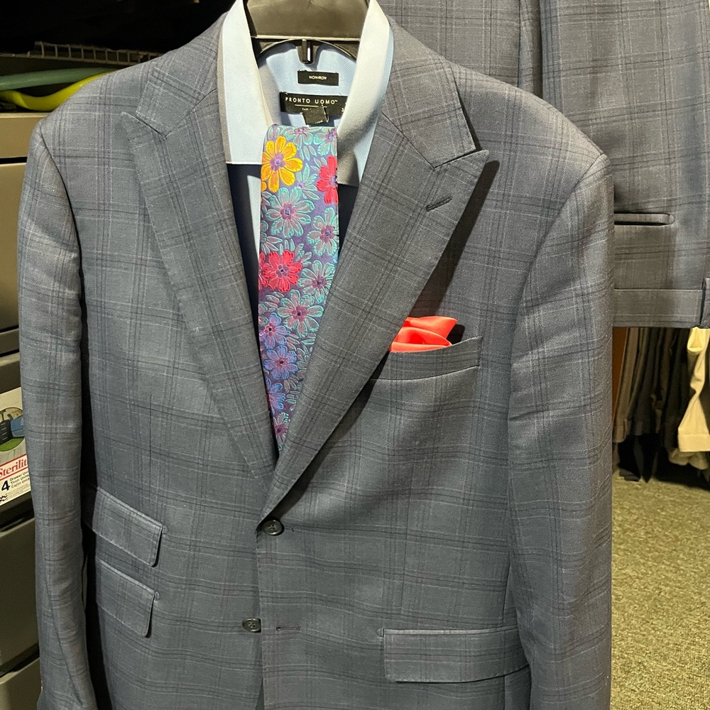 English Laundry Blue Checkered Men's Suit